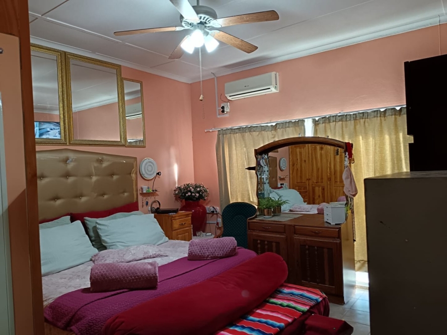 4 Bedroom Property for Sale in De Aar Northern Cape